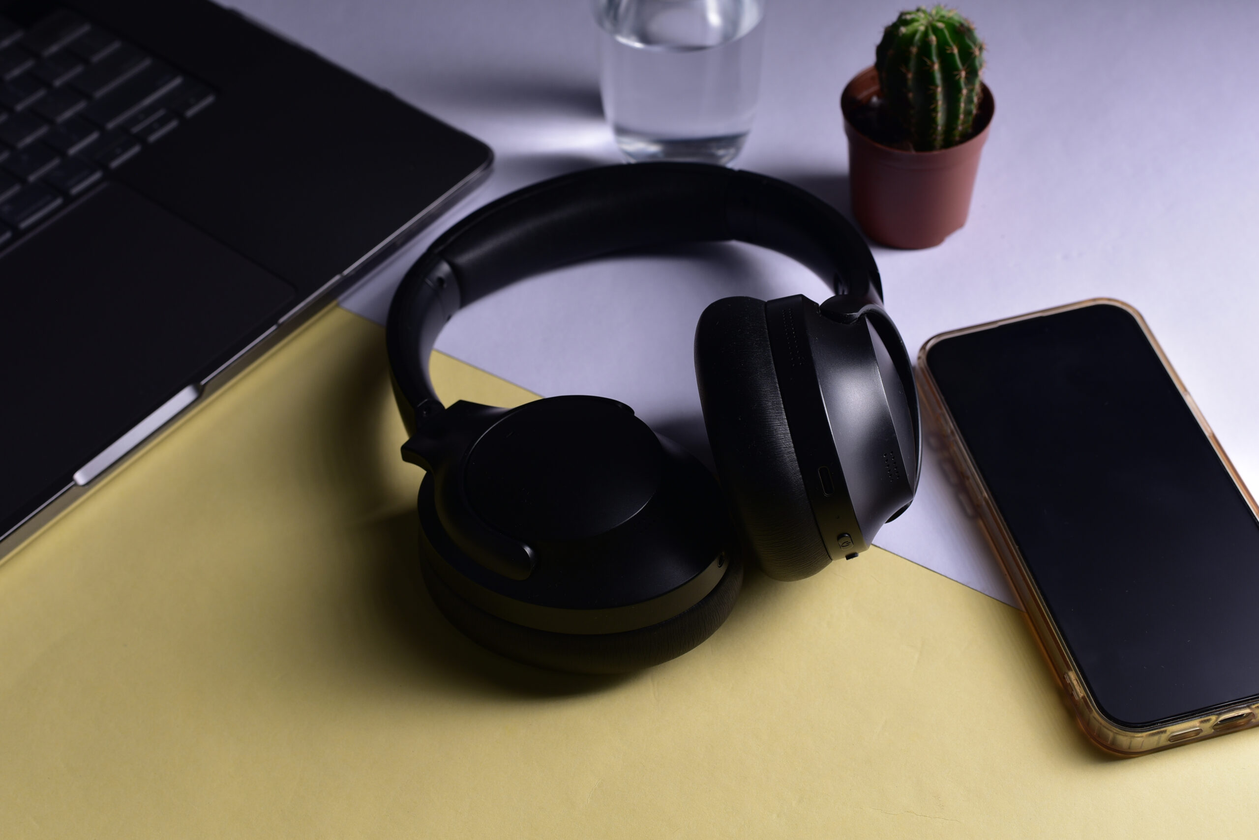 Clean desktop with headphones setup